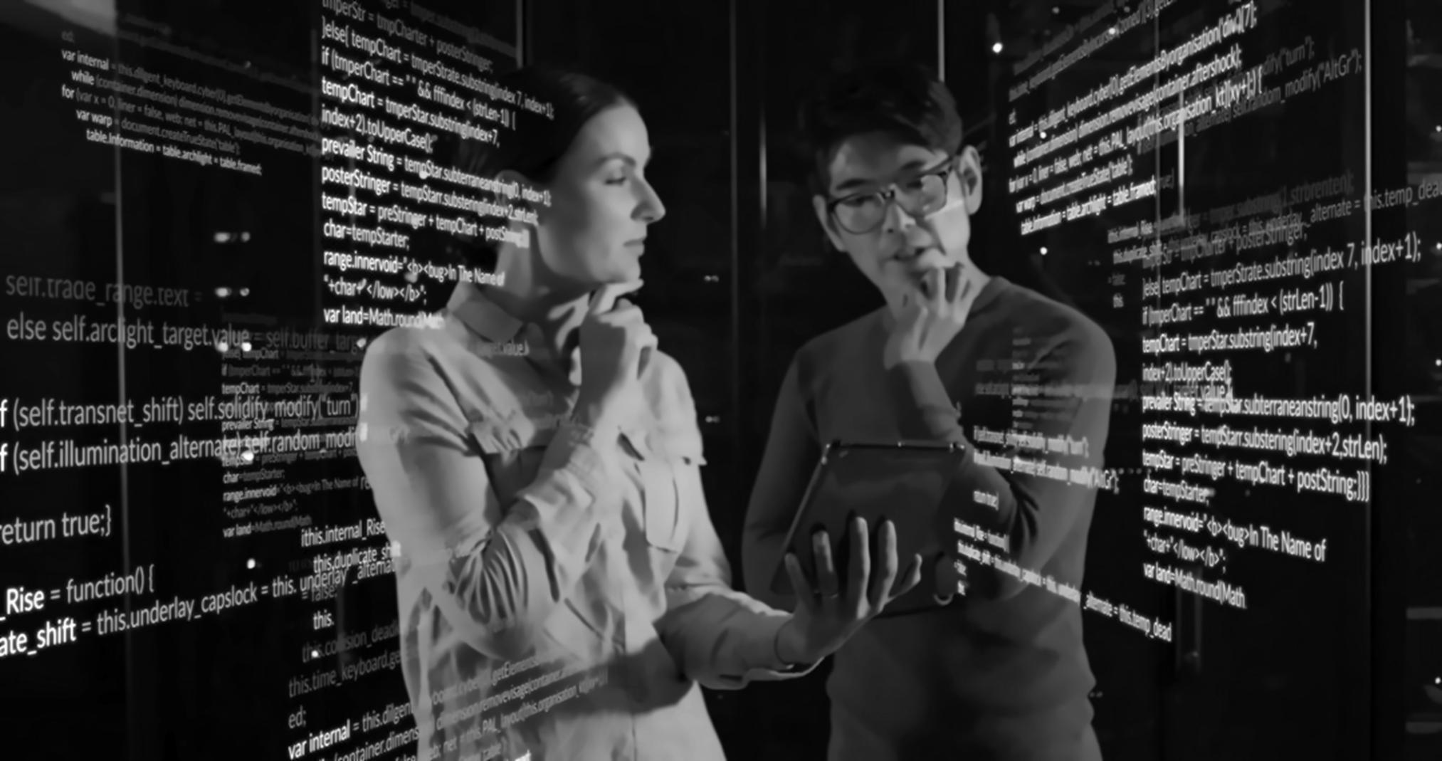 Team bei der Entwicklung KI-gestützter Prototypen